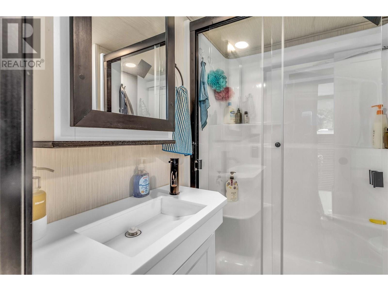 415 Commonwealth Road Unit# 396 Lot# 396. Lake Country, British Columbia