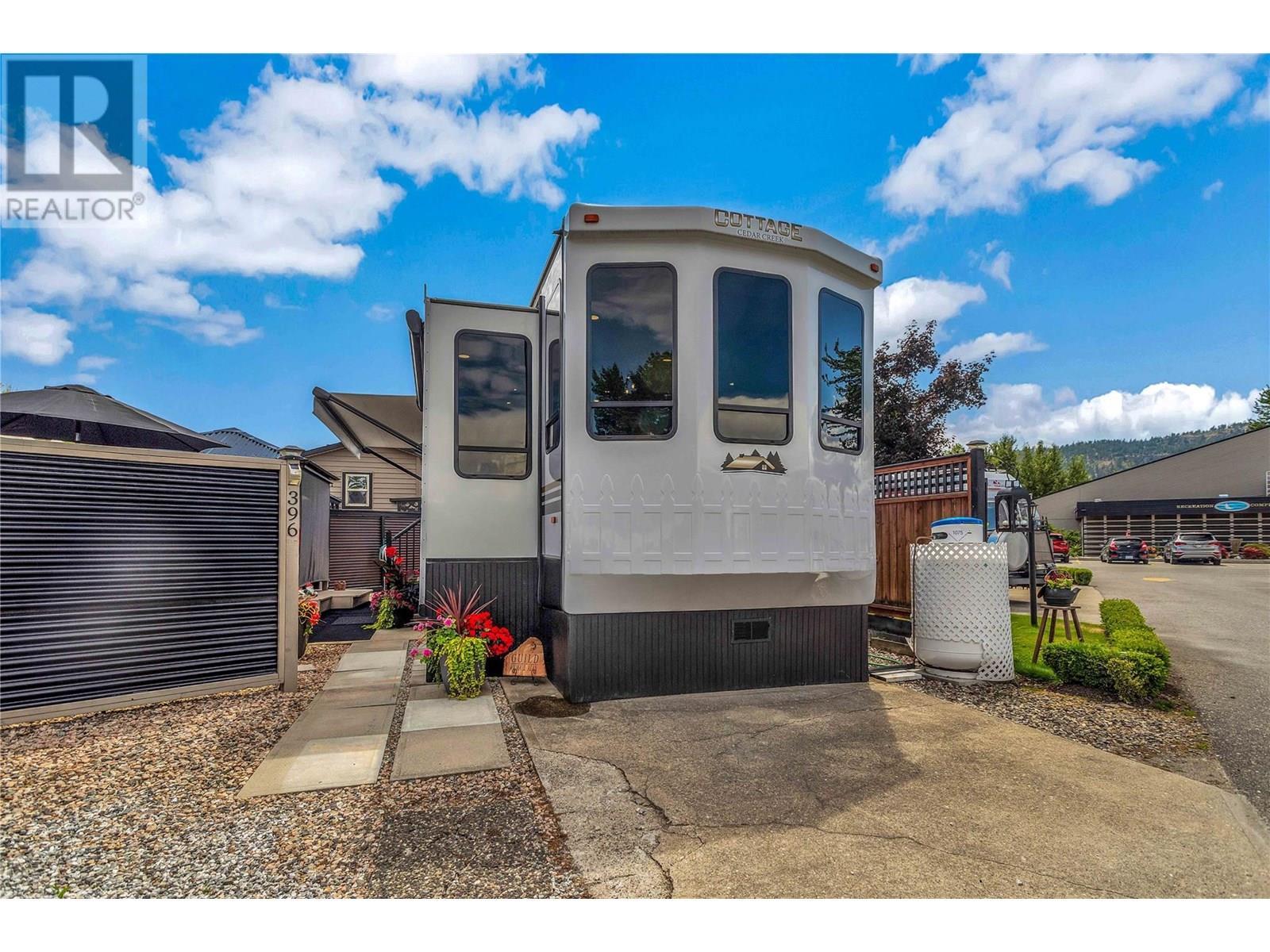 415 Commonwealth Road Unit# 396 Lot# 396. Lake Country, British Columbia