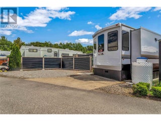 415 Commonwealth Road Unit# 396 Lot# 396. Lake Country, British Columbia