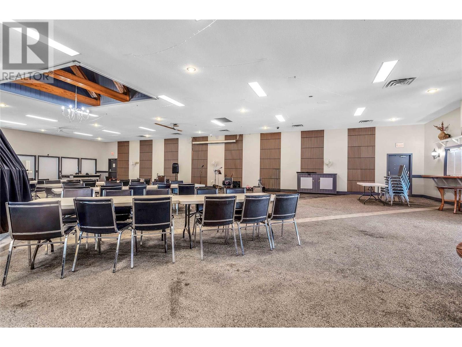 415 Commonwealth Road Unit# 396 Lot# 396. Lake Country, British Columbia