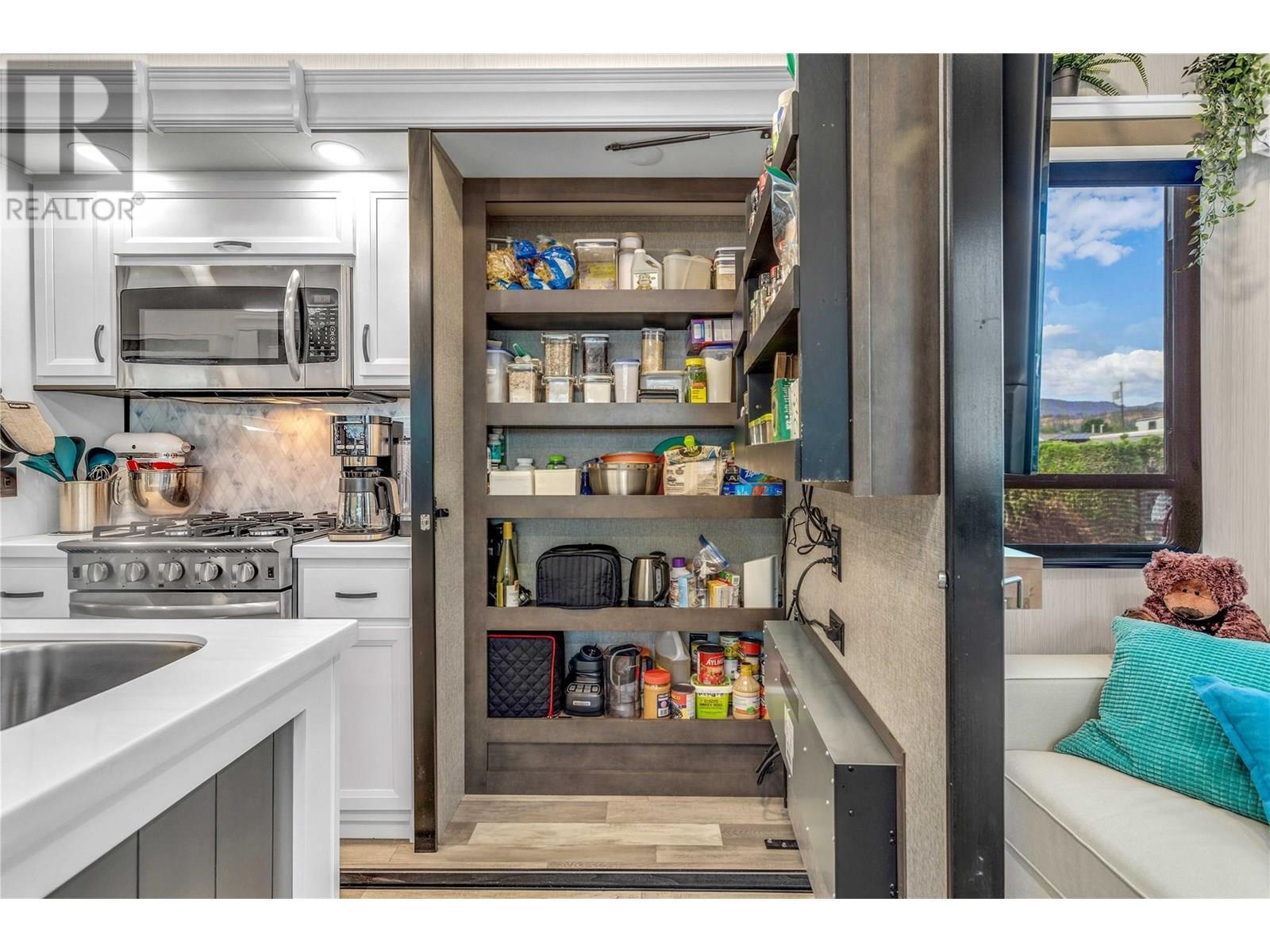 415 Commonwealth Road Unit# 396 Lot# 396. Lake Country, British Columbia