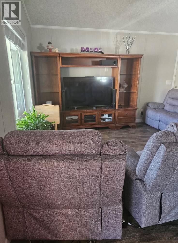 32 Victoria Road. Vernon, British Columbia