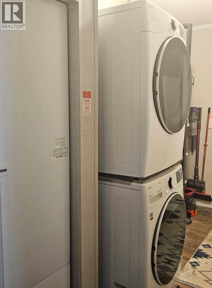 32 Victoria Road. Vernon, British Columbia