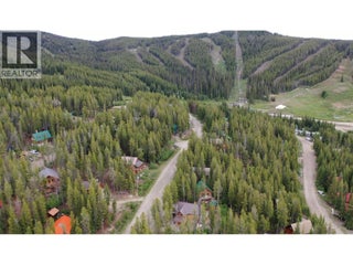 140 Whiskey Jack Road. Oliver, British Columbia