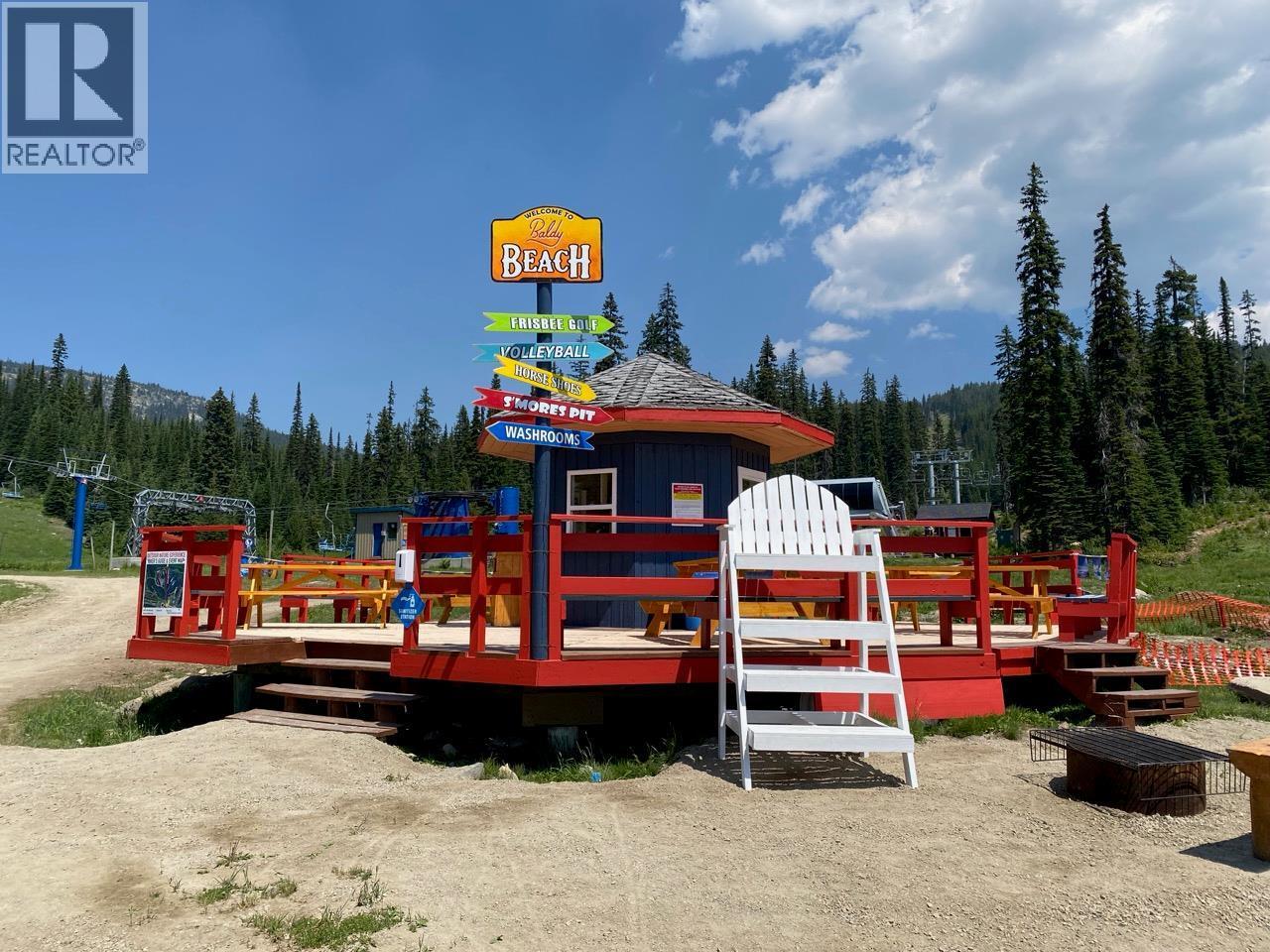 140 Whiskey Jack Road. Oliver, British Columbia