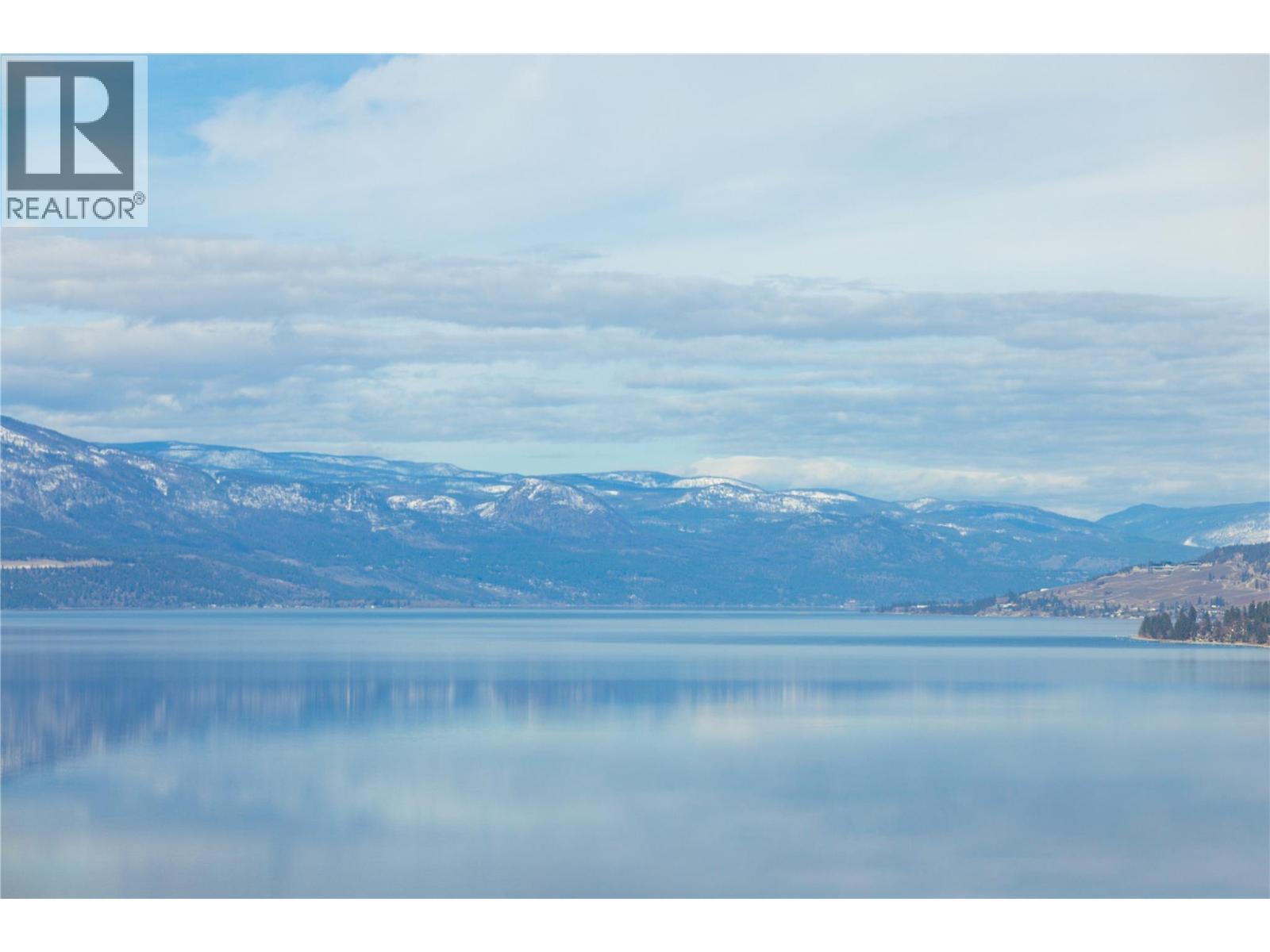 3356 Black Pine Lane. Kelowna, British Columbia