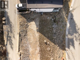 3356 Black Pine Lane. Kelowna, British Columbia