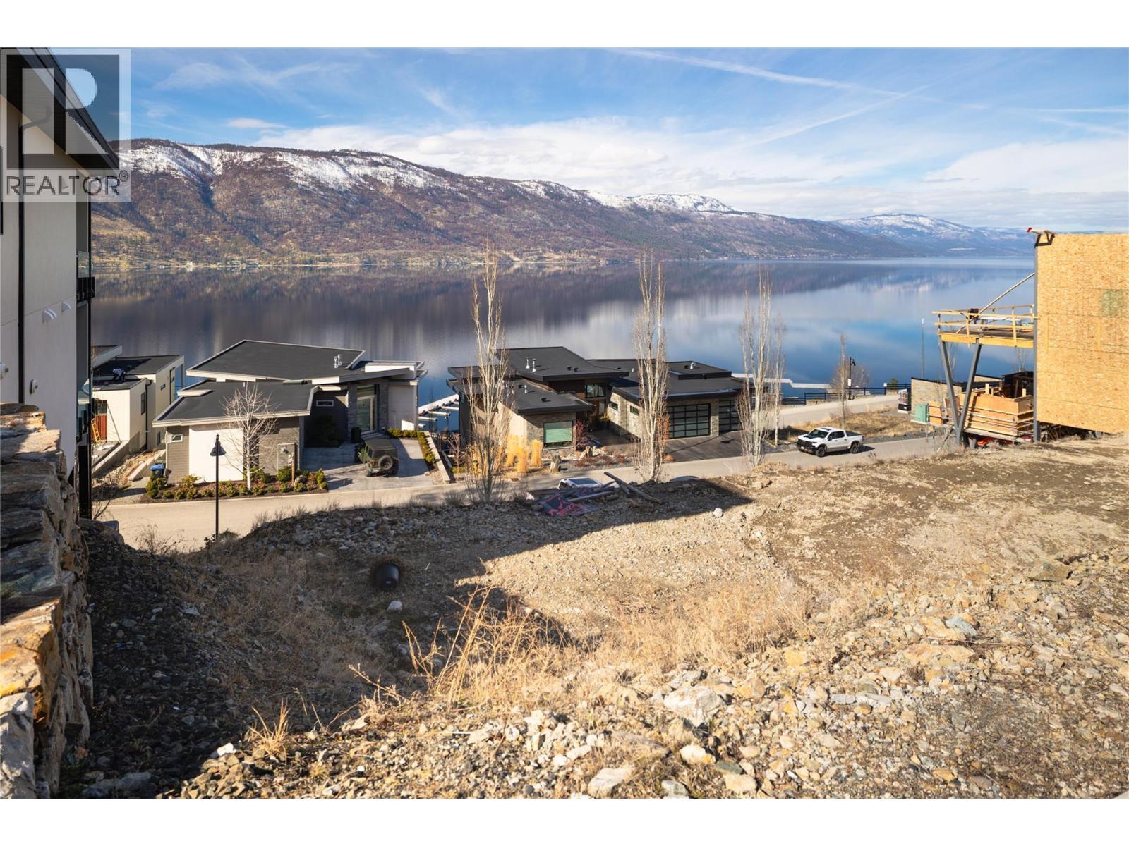 3356 Black Pine Lane. Kelowna, British Columbia