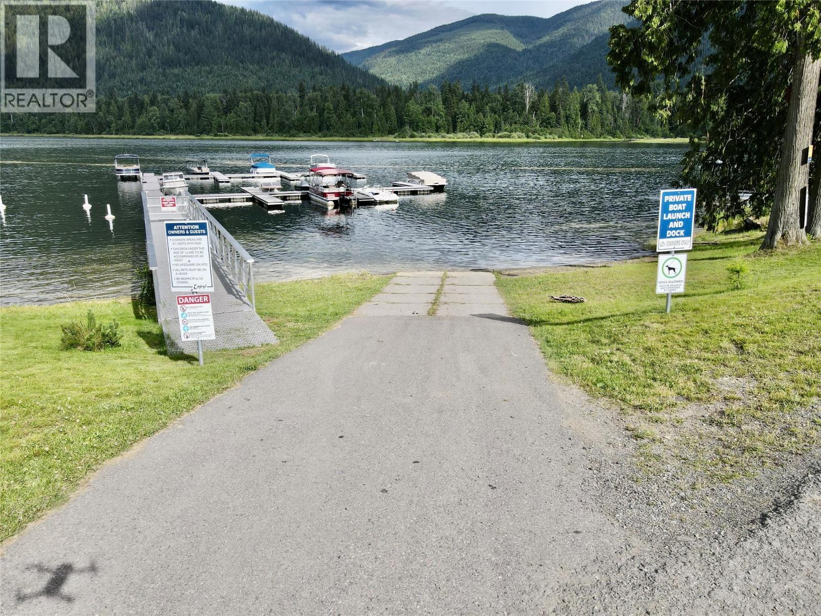 1681 Sugar Lake Road Unit# 21. Cherryville, British Columbia