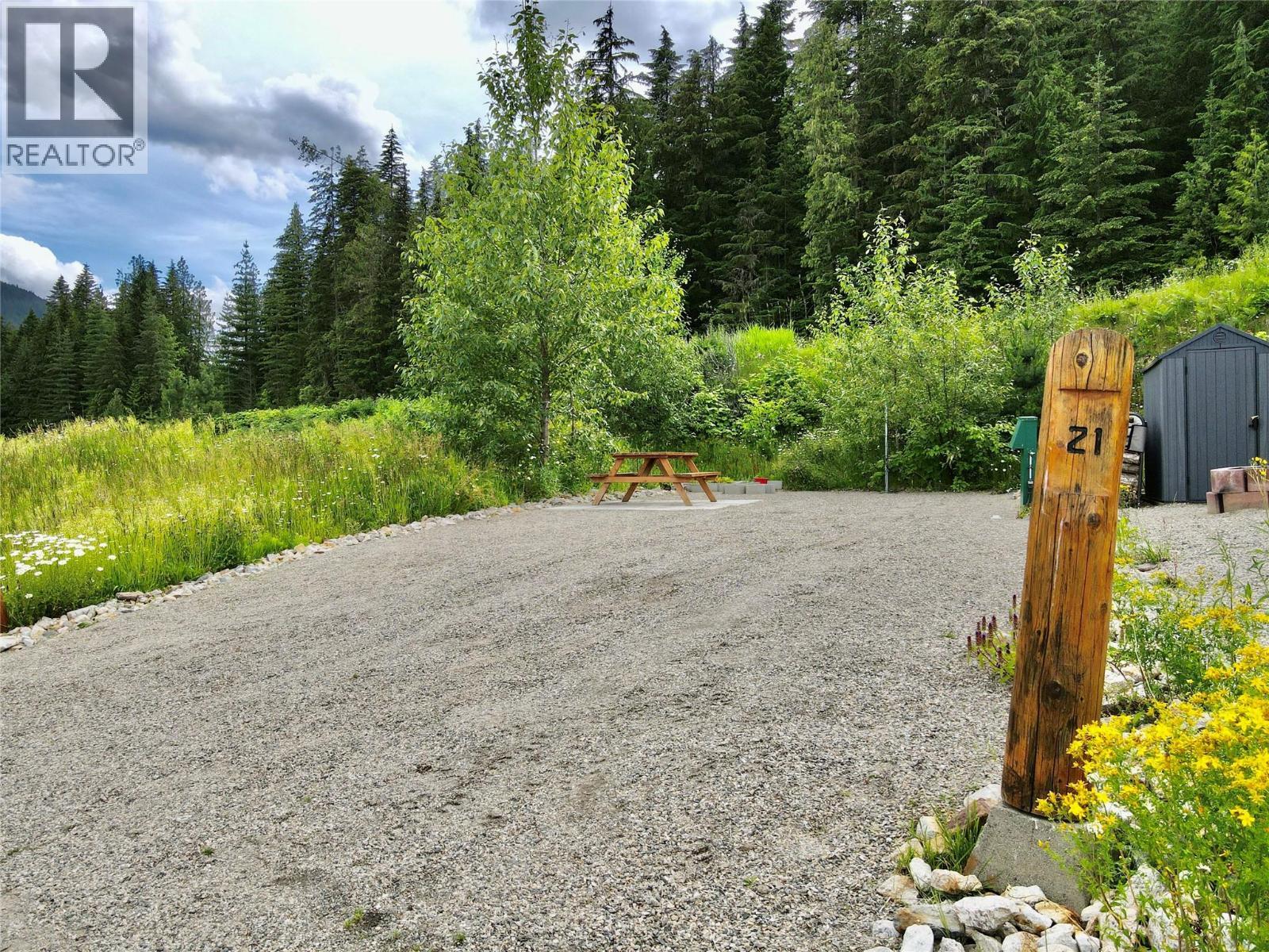 1681 Sugar Lake Road Unit# 21. Cherryville, British Columbia