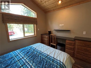 4835 Paradise Valley Drive Unit# 33. Peachland, British Columbia