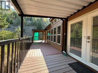 4835 Paradise Valley Drive Unit# 33. Peachland, British Columbia