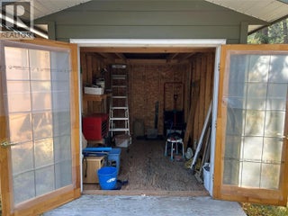 4835 Paradise Valley Drive Unit# 33. Peachland, British Columbia