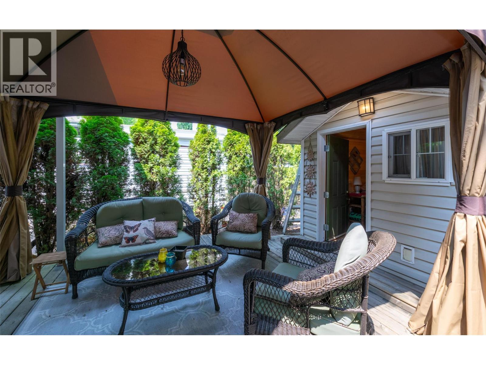 2698 Blind Bay Road Unit# G34. Blind Bay, British Columbia