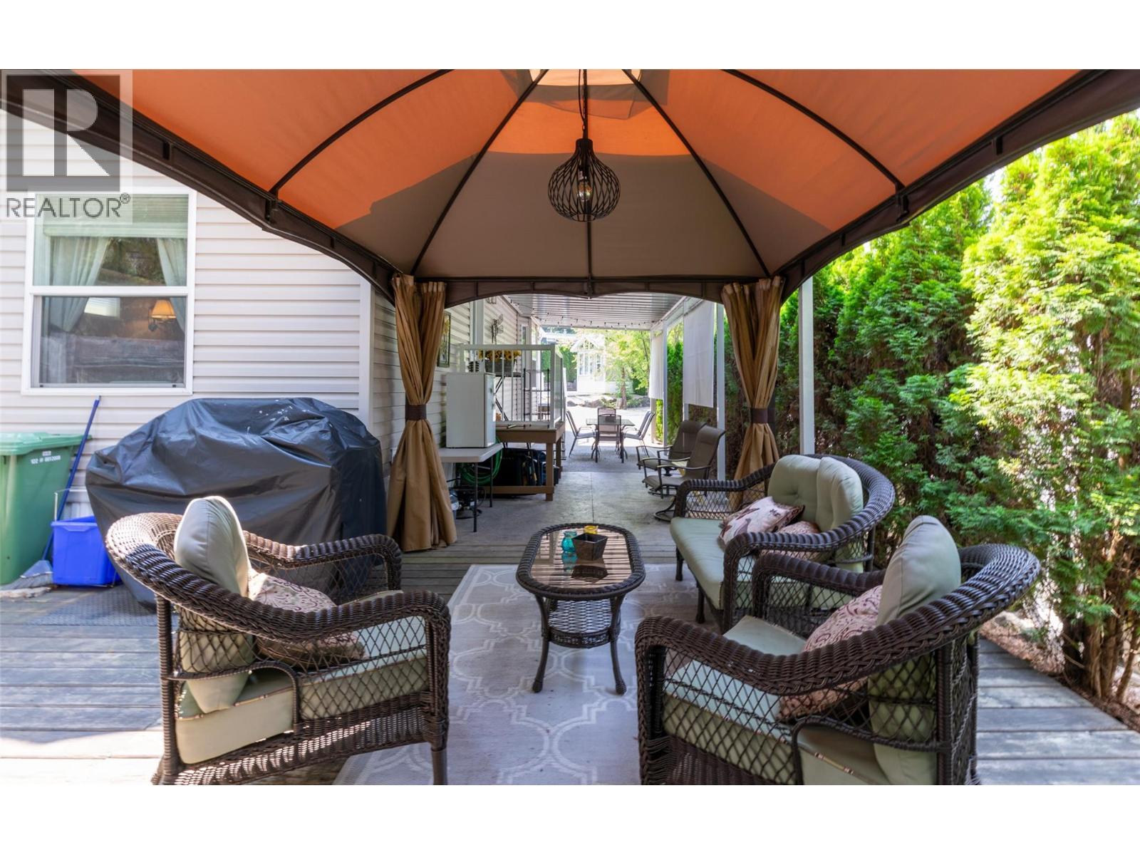 2698 Blind Bay Road Unit# G34. Blind Bay, British Columbia