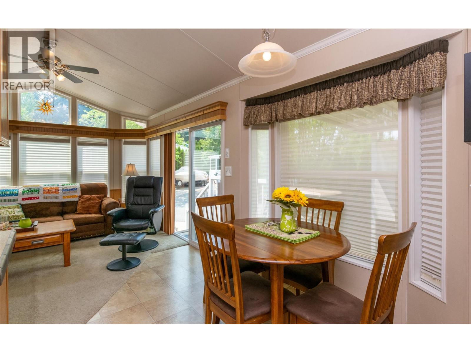 2698 Blind Bay Road Unit# G34. Blind Bay, British Columbia