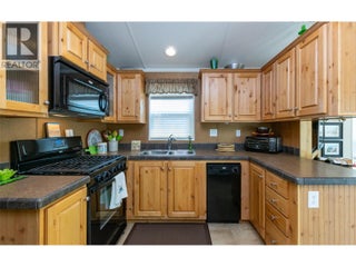 2698 Blind Bay Road Unit# G34. Blind Bay, British Columbia