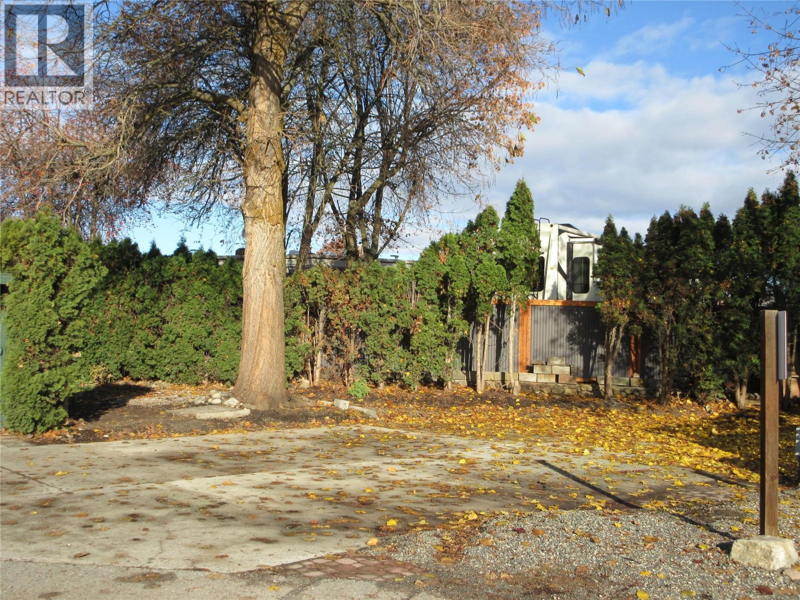 415 Commonwealth Road Unit# 75. Kelowna, British Columbia