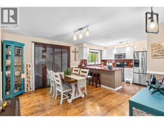 602 Johnson Crescent. Oliver, British Columbia