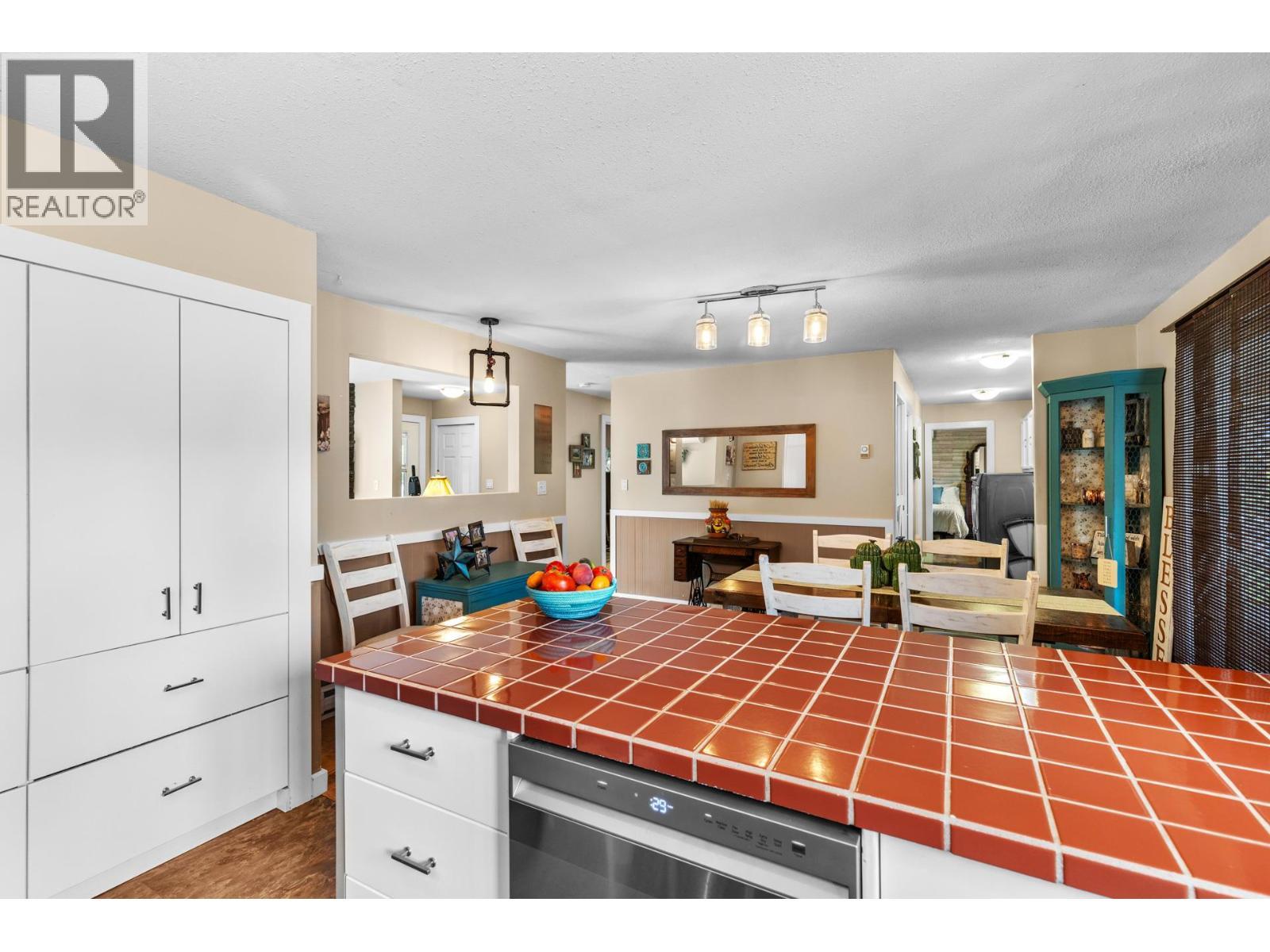 602 Johnson Crescent. Oliver, British Columbia