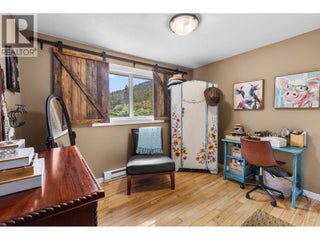 602 Johnson Crescent. Oliver, British Columbia