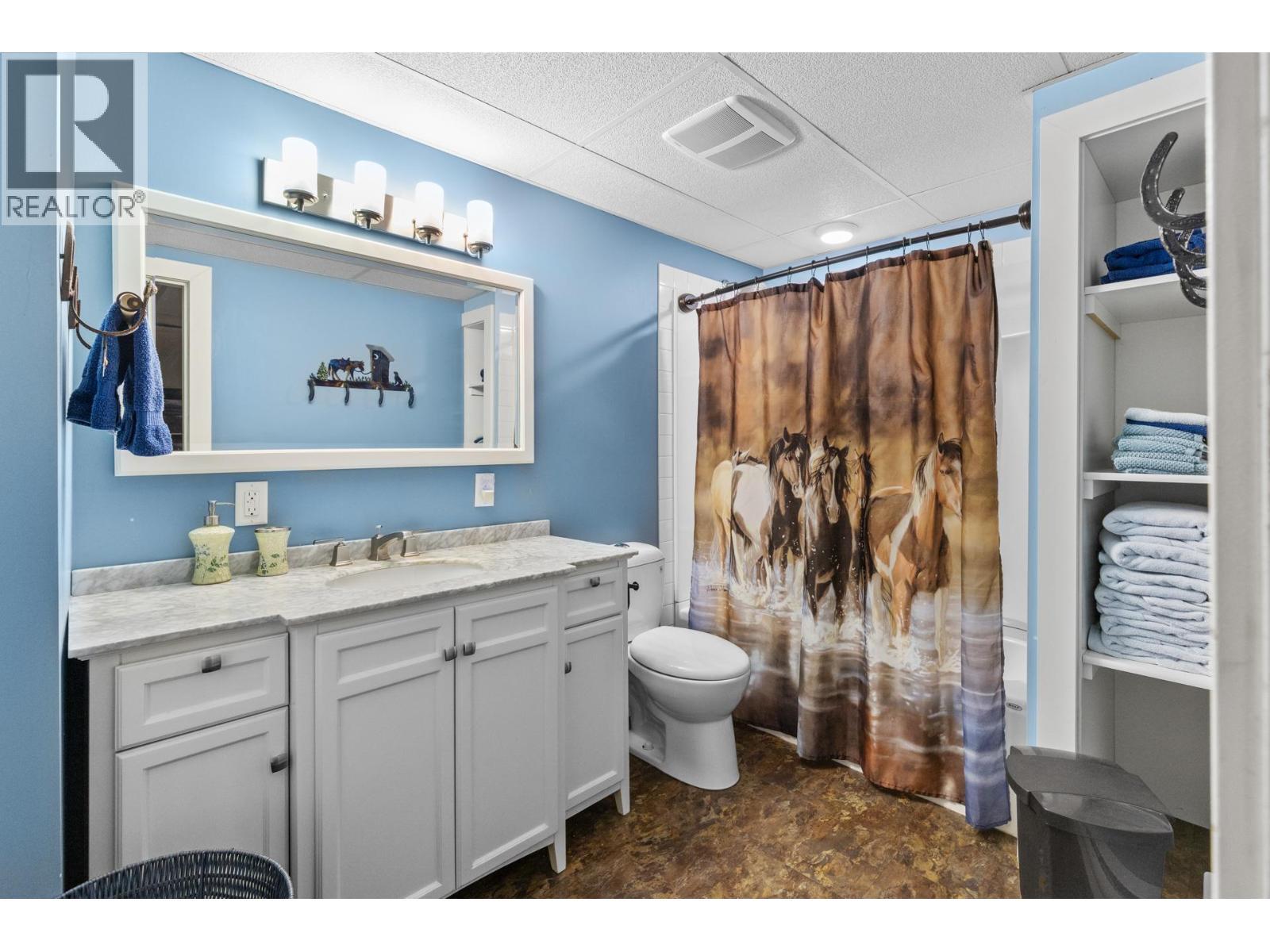 602 Johnson Crescent. Oliver, British Columbia