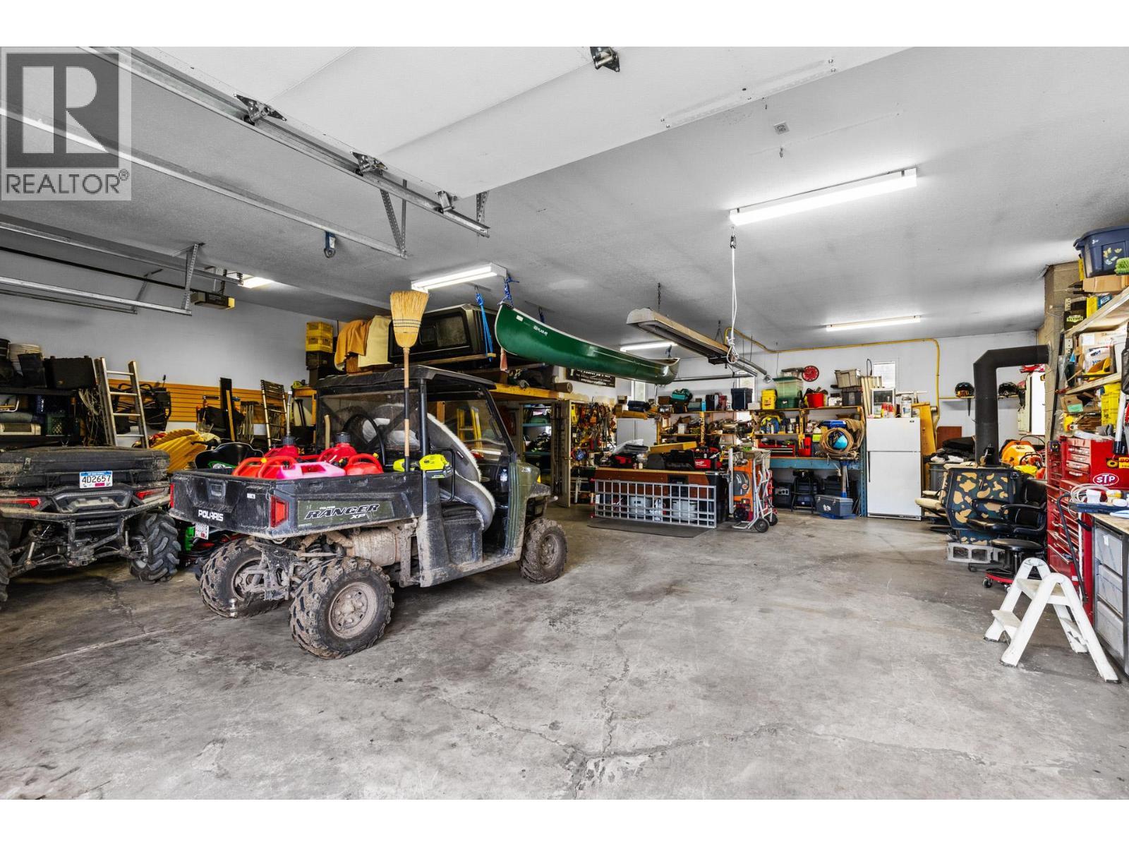 602 Johnson Crescent. Oliver, British Columbia