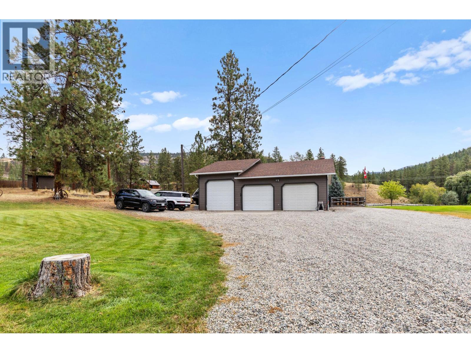 602 Johnson Crescent. Oliver, British Columbia