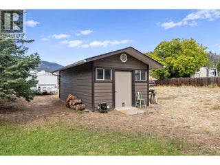 602 Johnson Crescent. Oliver, British Columbia