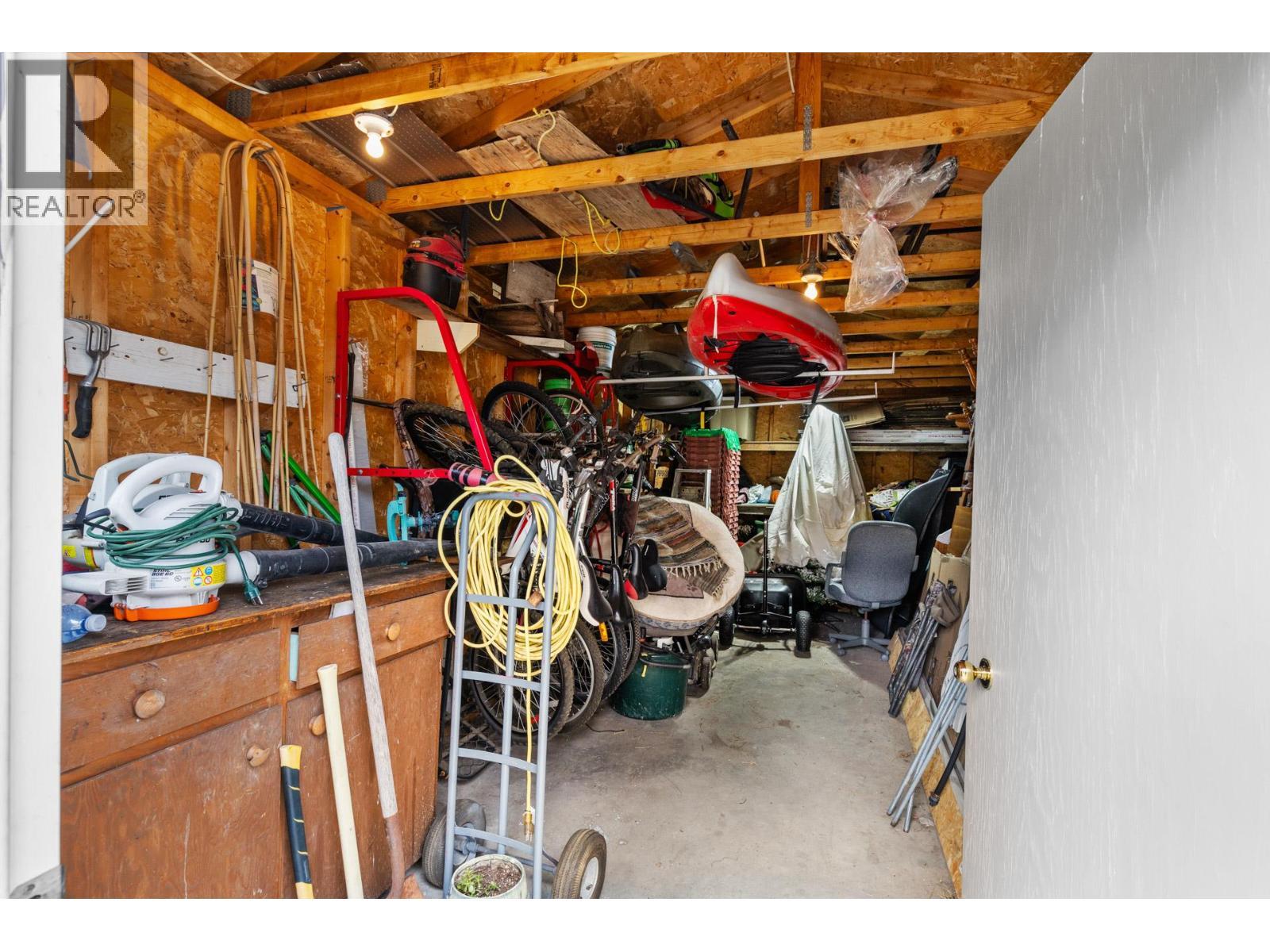 602 Johnson Crescent. Oliver, British Columbia