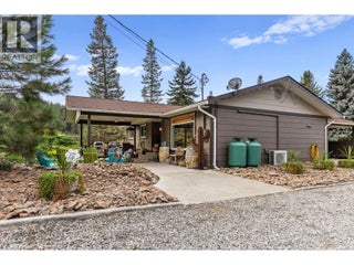 602 Johnson Crescent. Oliver, British Columbia