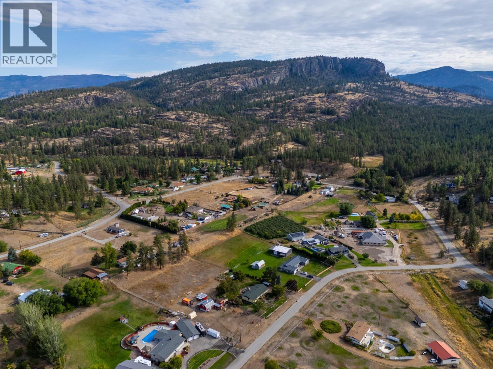 602 Johnson Crescent. Oliver, British Columbia