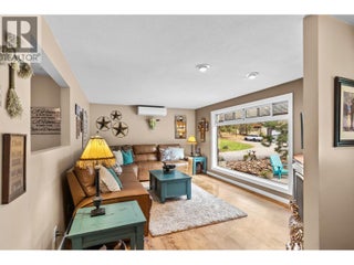 602 Johnson Crescent. Oliver, British Columbia