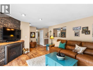 602 Johnson Crescent. Oliver, British Columbia