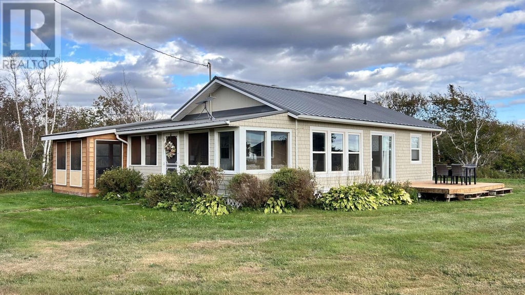 57 Hummingbird Crescent, Fernwood