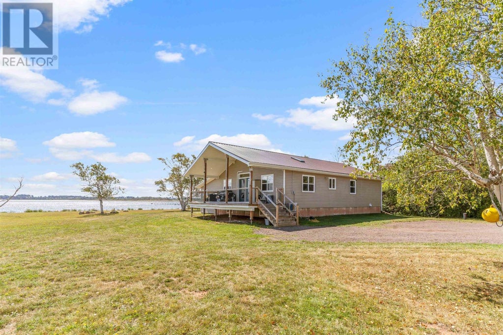 21 Johns Lane, East Bideford