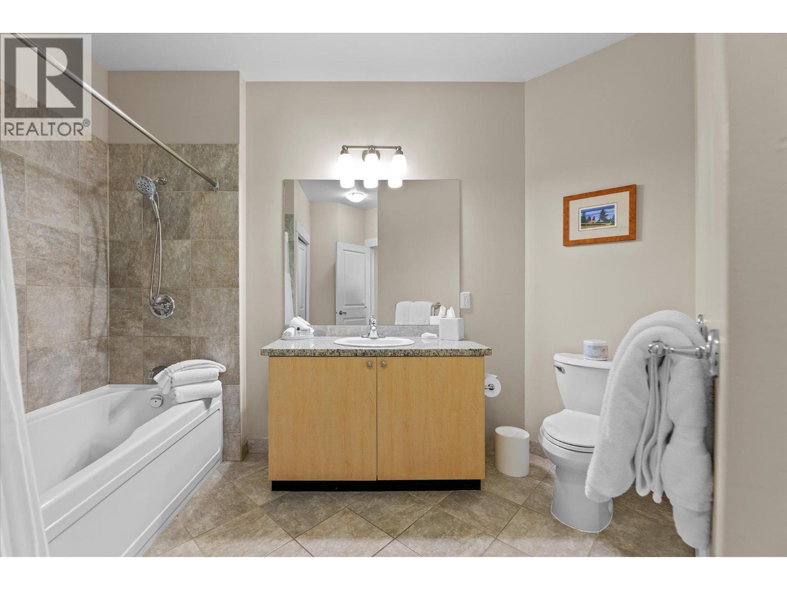 4205 Gellatly Road Unit# 319. West Kelowna, British Columbia