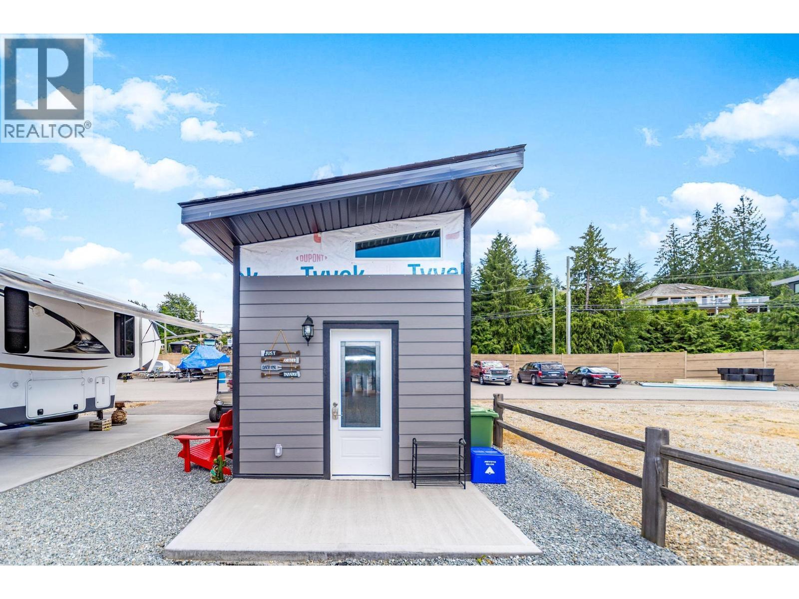 2673 Blind Bay Road Unit# 75. Blind Bay, British Columbia