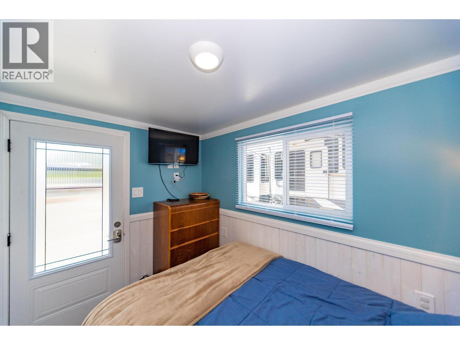 2673 Blind Bay Road Unit# 75. Blind Bay, British Columbia