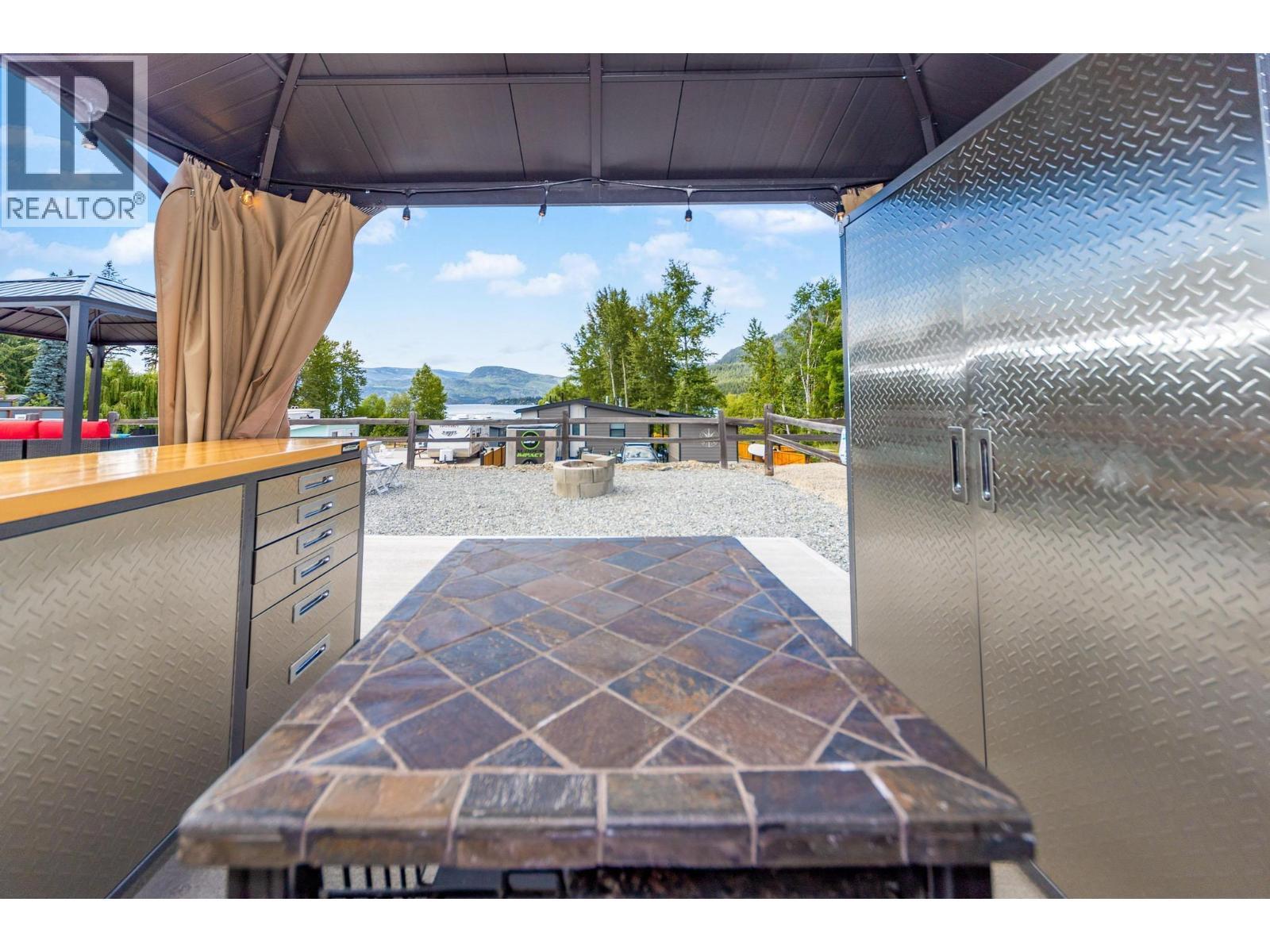 2673 Blind Bay Road Unit# 75. Blind Bay, British Columbia