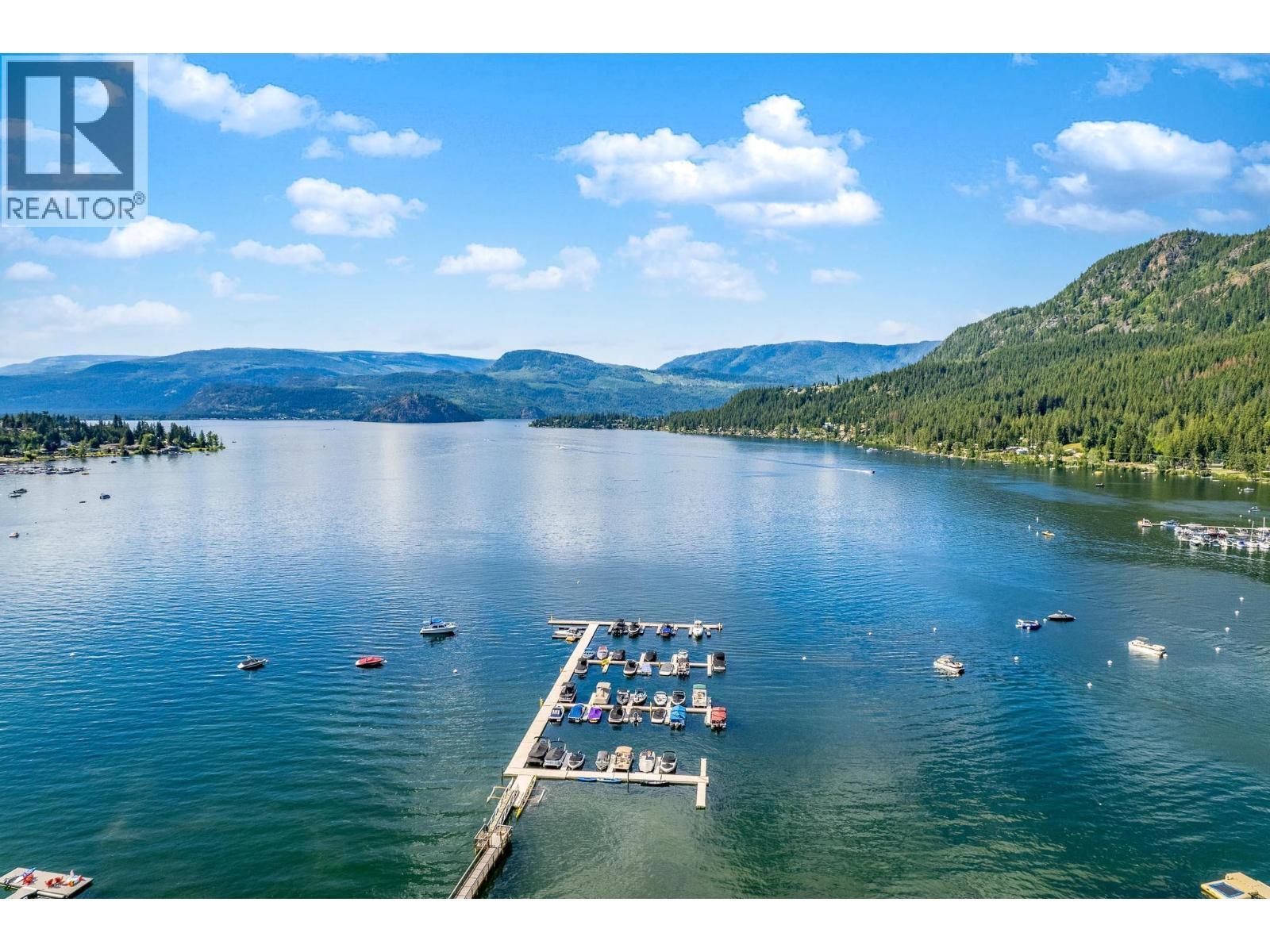 2673 Blind Bay Road Unit# 75. Blind Bay, British Columbia