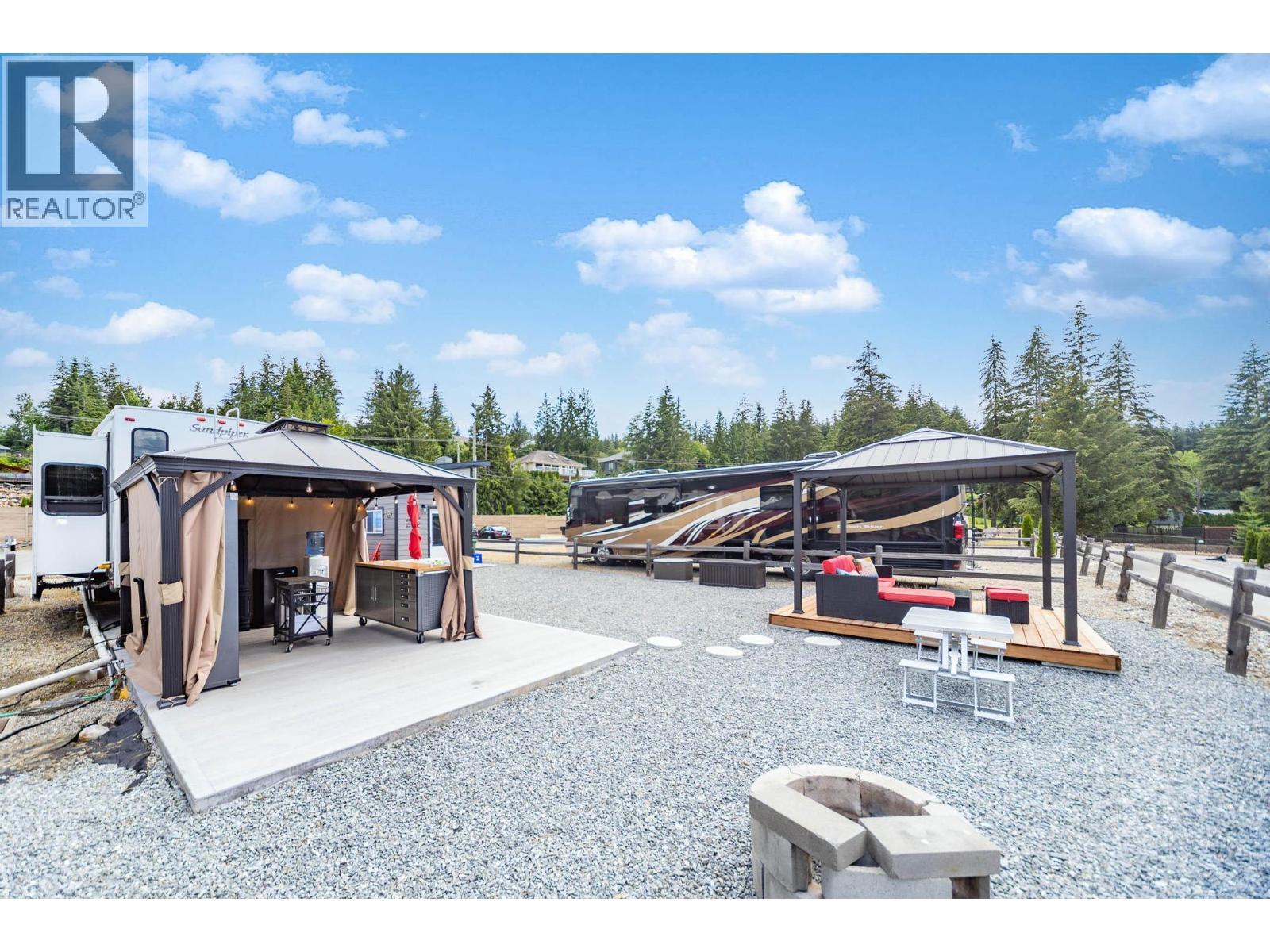 2673 Blind Bay Road Unit# 75. Blind Bay, British Columbia