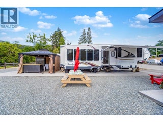 2673 Blind Bay Road Unit# 75. Blind Bay, British Columbia