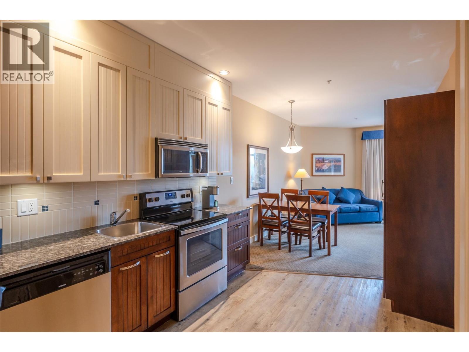 13011 Lakeshore Drive Unit# 105. Summerland, British Columbia