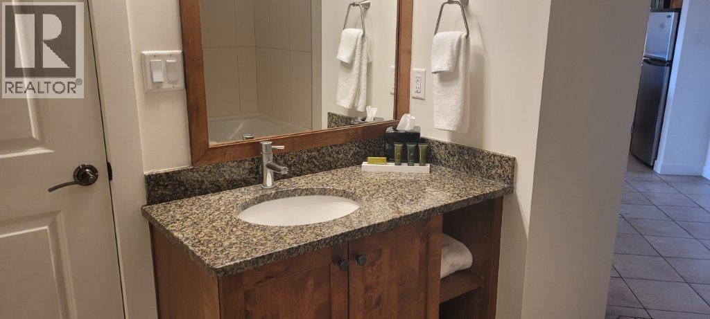 4200 Lakeshore Drive Unit# 205. Osoyoos, British Columbia