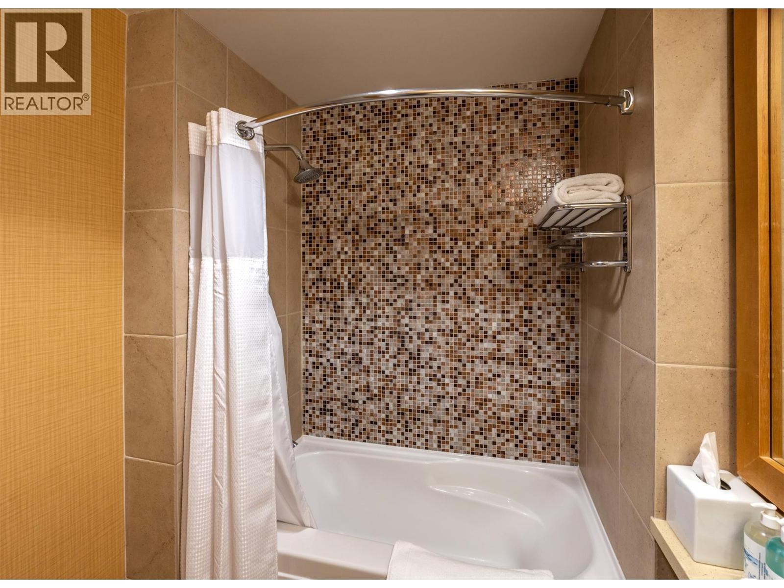 15 Park Place Unit# 327. Osoyoos, British Columbia