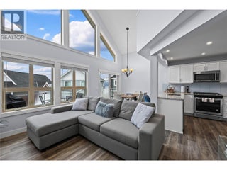 7013 Barcelona Drive Unit# 40. Kelowna, British Columbia