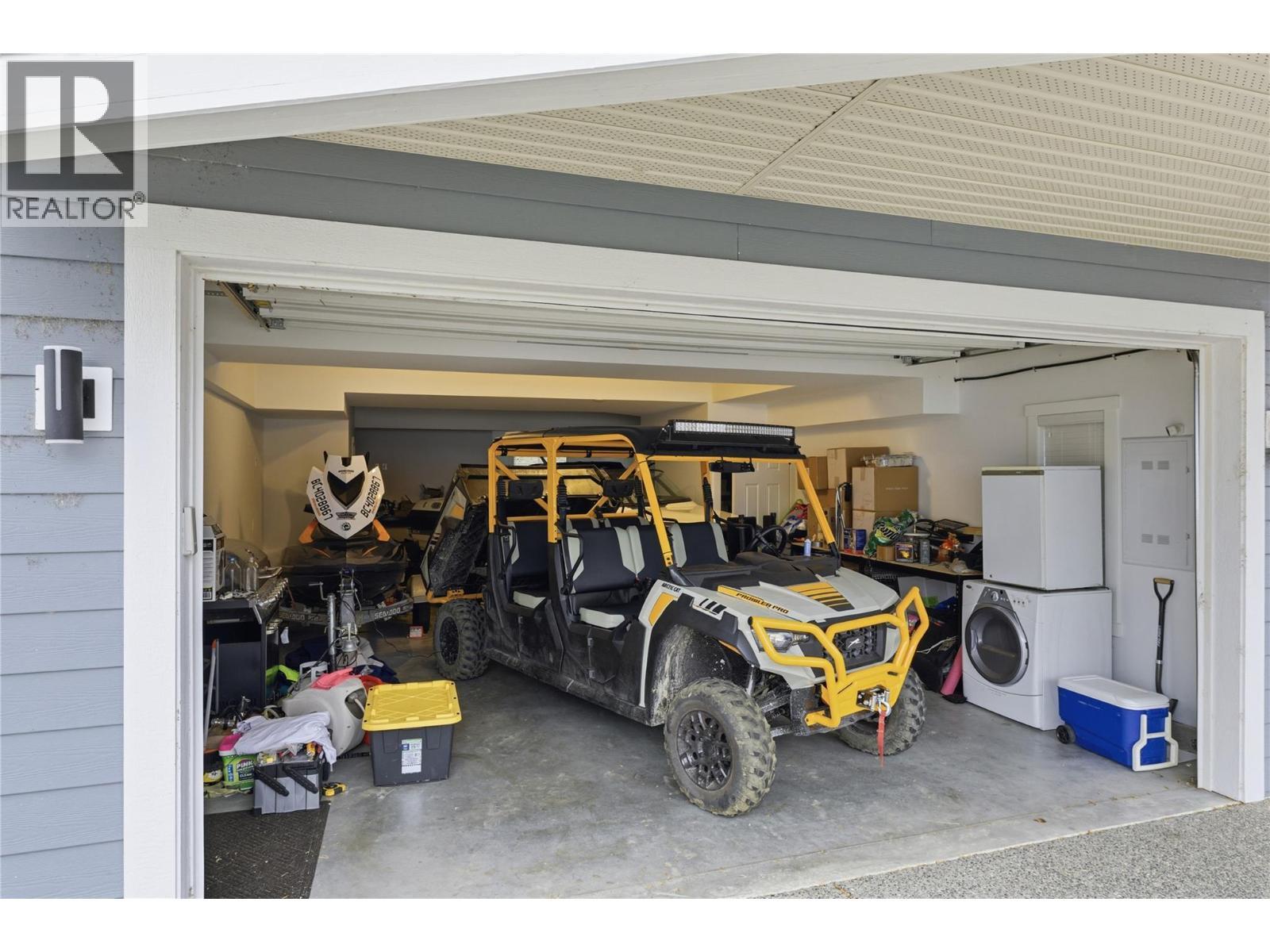 7013 Barcelona Drive Unit# 40. Kelowna, British Columbia