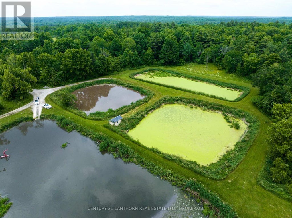 52 Thompson Hill E, Stone Mills (stone Mills)