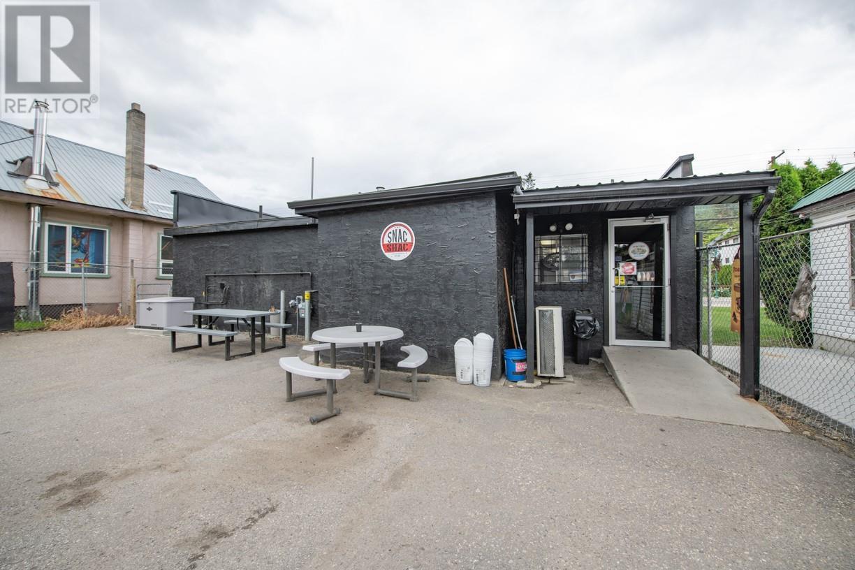 2133 Shuswap Avenue. Lumby, British Columbia